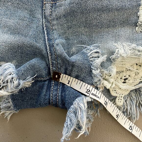 Mossimo Jean Denim Super Shorts Cut Offs 0 25 Distressed Exposed‎ Pocket - Picture 9 of 9